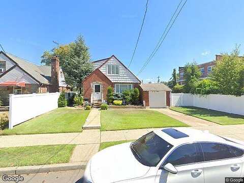 265Th, GLEN OAKS, NY 11004