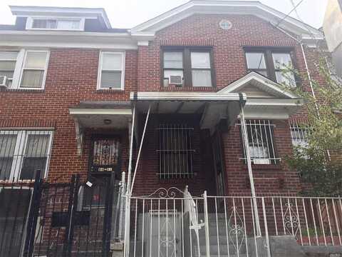 Britton, ELMHURST, NY 11373