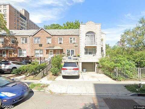 67Th, REGO PARK, NY 11374