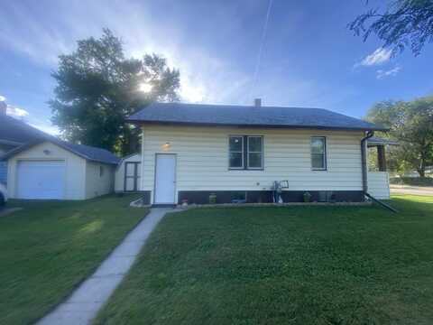 120 NE 8th Avenue, Aberdeen, SD 57401