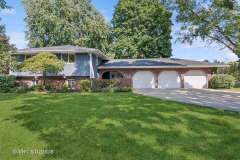 16 Winthrop New Road, Sugar Grove, IL 60554