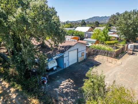 880 Highway 175, Hopland, CA 95449