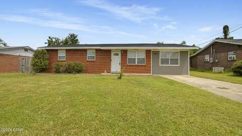 910 Forestdale Avenue, Panama City, FL 32401