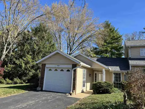 3869 S Laurel Court, Bloomington, IN 47401