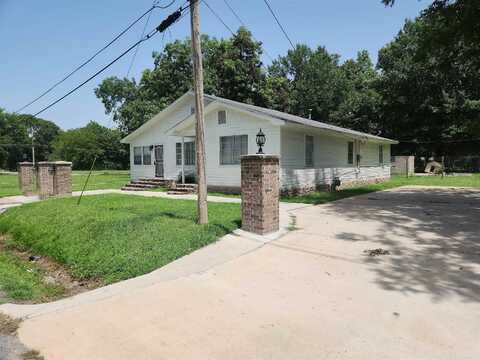 1307 S HOLLY Street, Pine Bluff, AR 71603