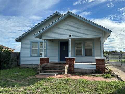 511 W Highland Avenue, Aransas Pass, TX 78336