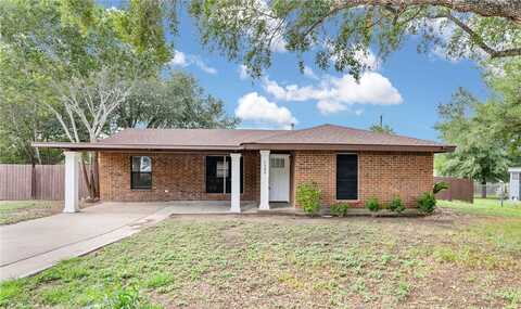 1302 Amy Street, George West, TX 78022