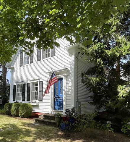 50 Oak Street, Harwich, MA 02645