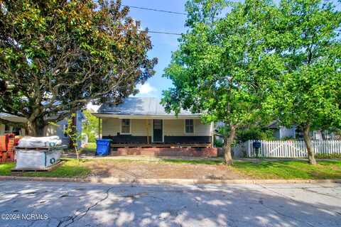 207 S 12th Street, Morehead City, NC 28557