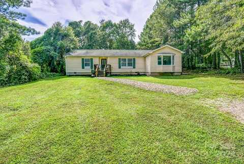 11146 S NC 9 Highway, Columbus, NC 28722