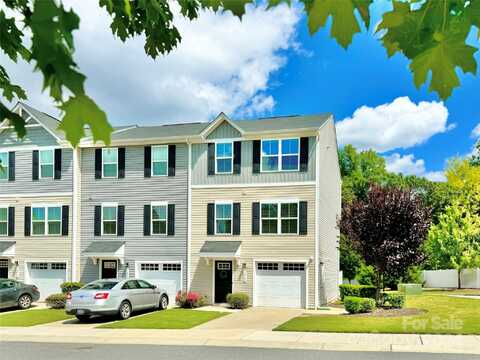 5202 Austin Knoll Court, Charlotte, NC 28269