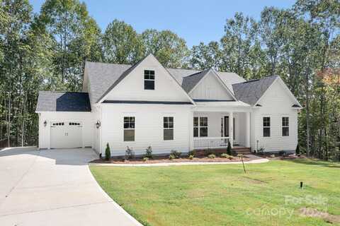 131 High Lake Drive, Statesville, NC 28677