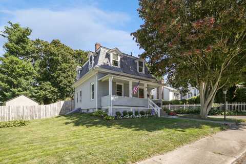 72 Baker Avenue, Groton, CT 06340