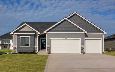 2720 NW Greenwood Street, Ankeny, IA 50023