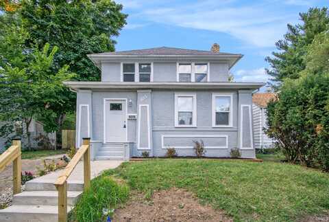 1015 Clover Street, South Bend, IN 46615