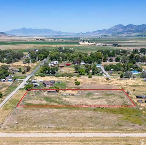 25650 N 9000 W, Portage, UT 84331