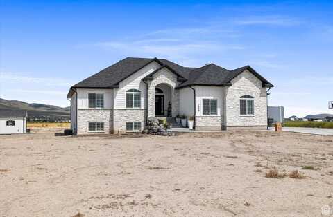 7938 W 10000 N, Tremonton, UT 84337