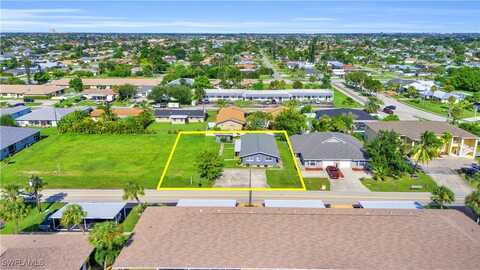 4616 SE 5th Avenue, Cape Coral, FL 33904