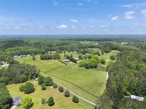 30 Farmstead Lane, Chattahoochee Hills, GA 30268
