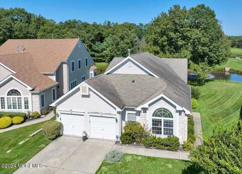 35 Shadow Creek Court, Jackson, NJ 08527