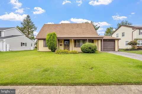 21 HEPBURN LANE, WILLINGBORO, NJ 08046