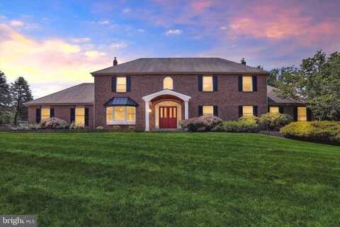 15 STANDING TREE CIRCLE, HOLLAND, PA 18966