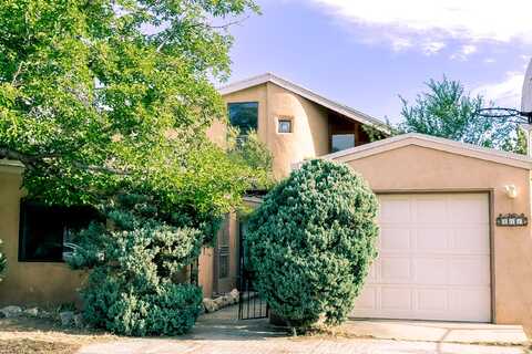 801 FITZGERALD Road NW, Albuquerque, NM 87107