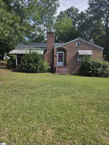 701 E FLORIDA Street, Clinton, SC 29325