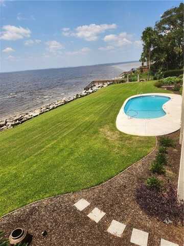 100 Floyd Street, Saint Simons Island, GA 31522