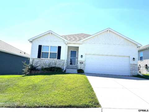 17519 Potter Street, Bennington, NE 68007