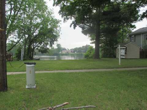 309 N Gremps Street, Paw Paw, MI 49079