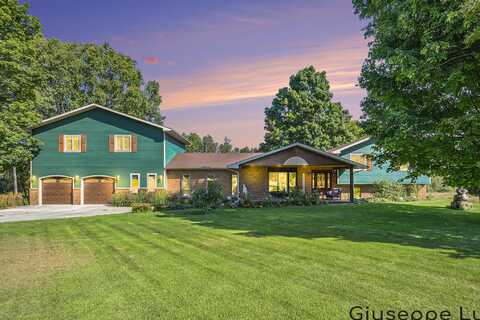 19226 3 Mile Road, Reed City, MI 49677