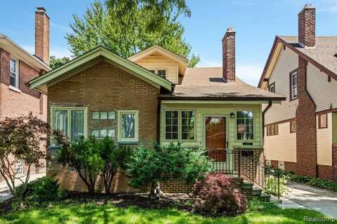 1032 Beaconsfield Avenue, Grosse Pointe Park, MI 48230