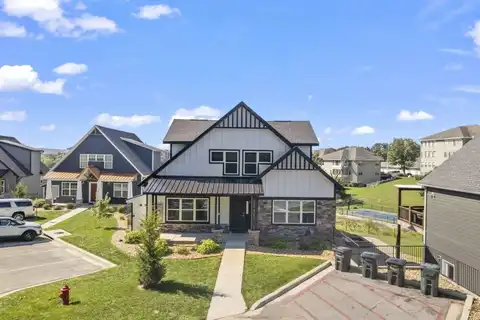 2600 Green Mountain Drive, Branson, MO 65616