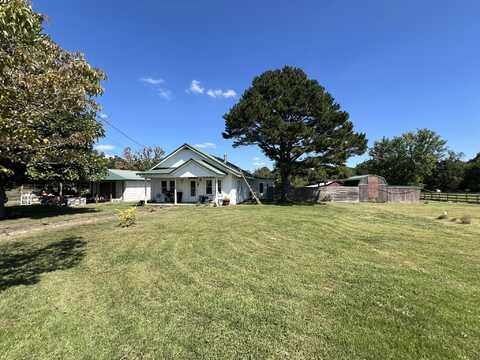 8002 Mineral Drive, Houston, MO 65483