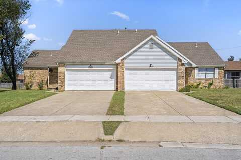 2969/2971 W Village Lane, Springfield, MO 65807