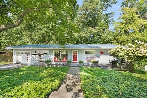 47 Hillcrest Ave, Morris, NJ 07960