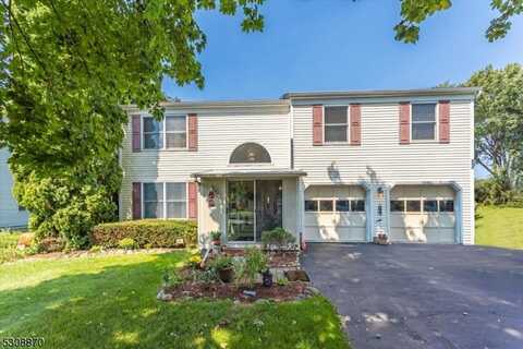 923 Liberty St, Belvidere, NJ 07823