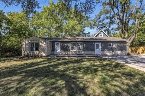 1606 SE Summit Street, Lees Summit, MO 64081