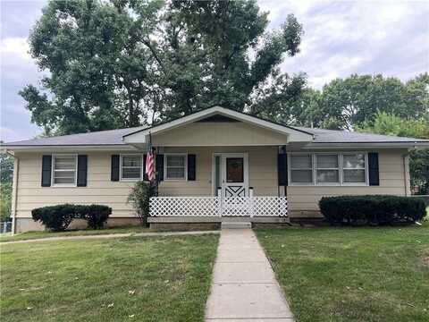 1646 Pawnee Street, Leavenworth, KS 66048