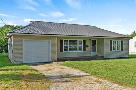 407 E Black Diamond Street, Richmond, MO 64085