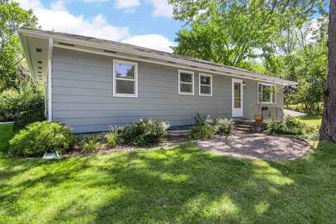 528 Beldon Avenue, IowaCity, IA 52246