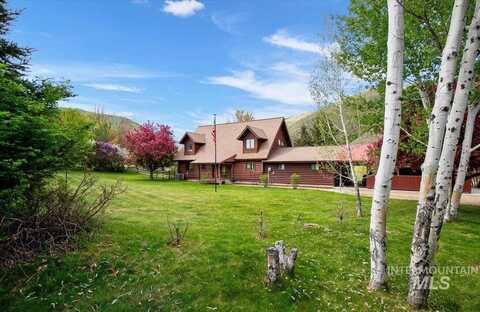 6856 Highway 55, Horseshoe Bend, ID 83629