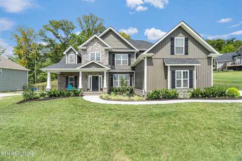 102 Mistletoeberry Rd, Oak Ridge, TN 37830