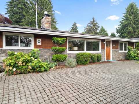 22415 100th Ave W, Edmonds, WA 98020