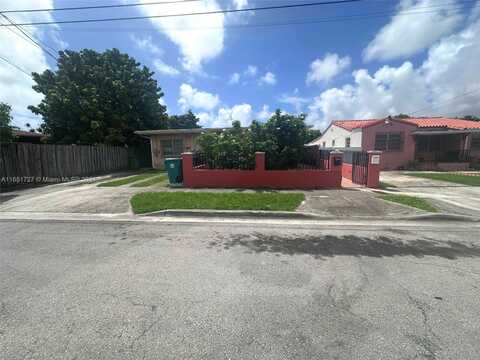 2380 NW 5th St, Miami, FL 33125