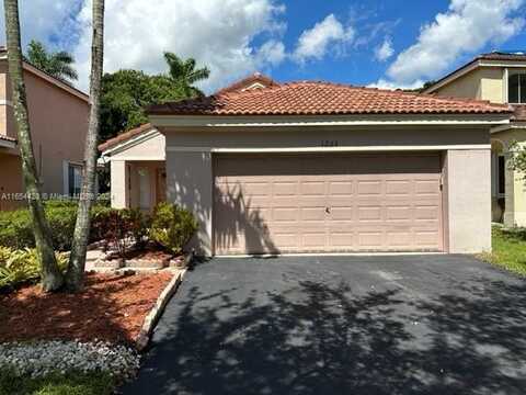 1253 Majesty Ter, Weston, FL 33327