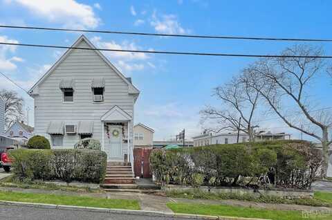 318 Keene Street, Perth Amboy, NJ 08861