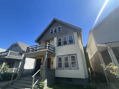 3730 N 11th St, Milwaukee, WI 53206