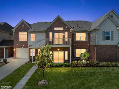 8334 Heywood, Sterling Heights, MI 48312